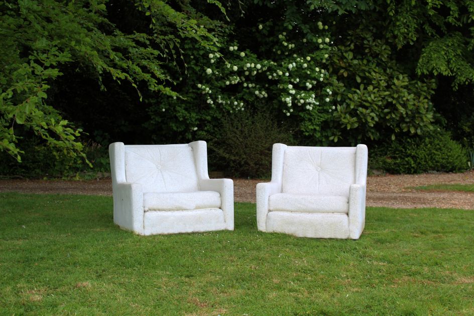 Nina Saunders, Abstract Mass, (2008), image copyright the artist, courtesy of New Art Centre, Roche Court Sculpture Park