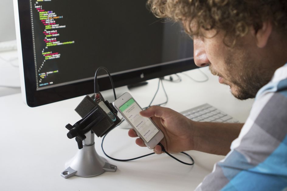 [Vivi](http://method.com/work/vivi) - a wearable, head-mounted display to help medical clinicians monitor patient health