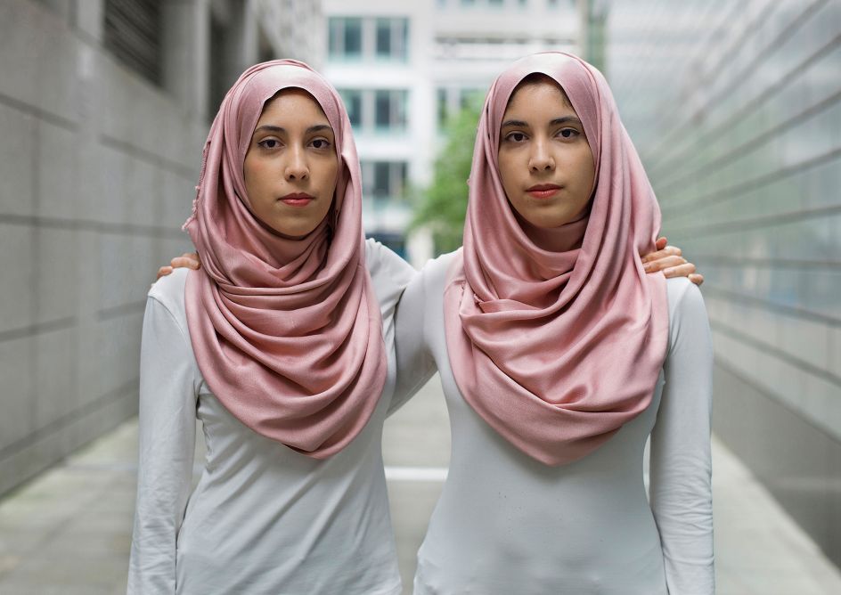 Sharmeena and Ridhwana. © Peter Zelewski