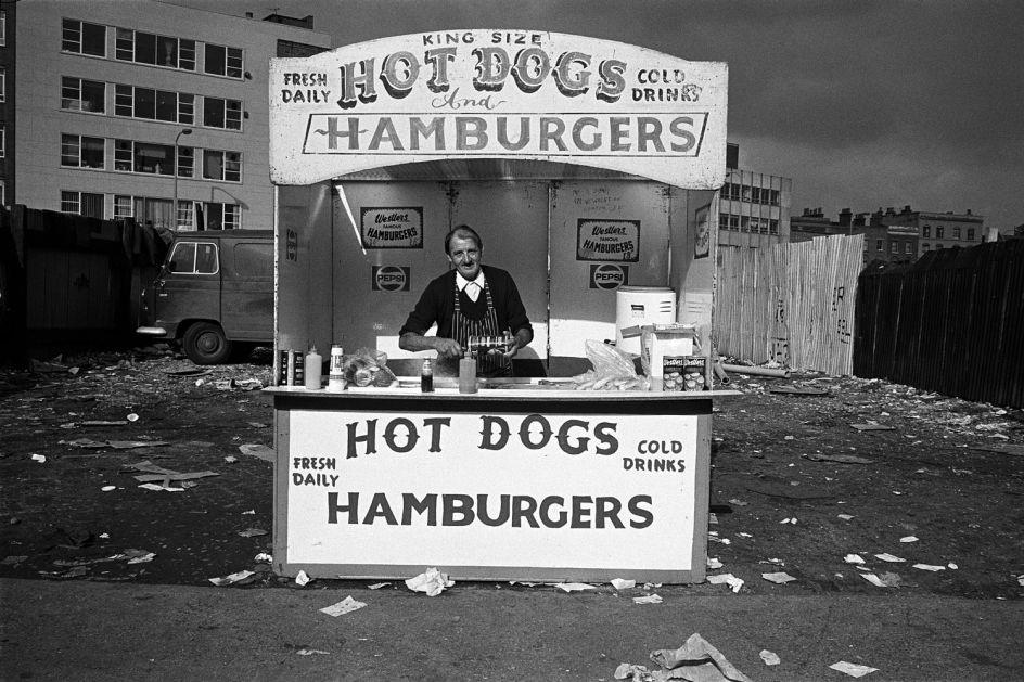 Sclater Street, London E1, 1975 © Paul Trevor