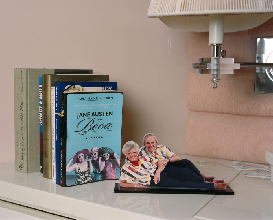 Gillian Laub, Grandma's bedside table, 2004. © Gillian Laub