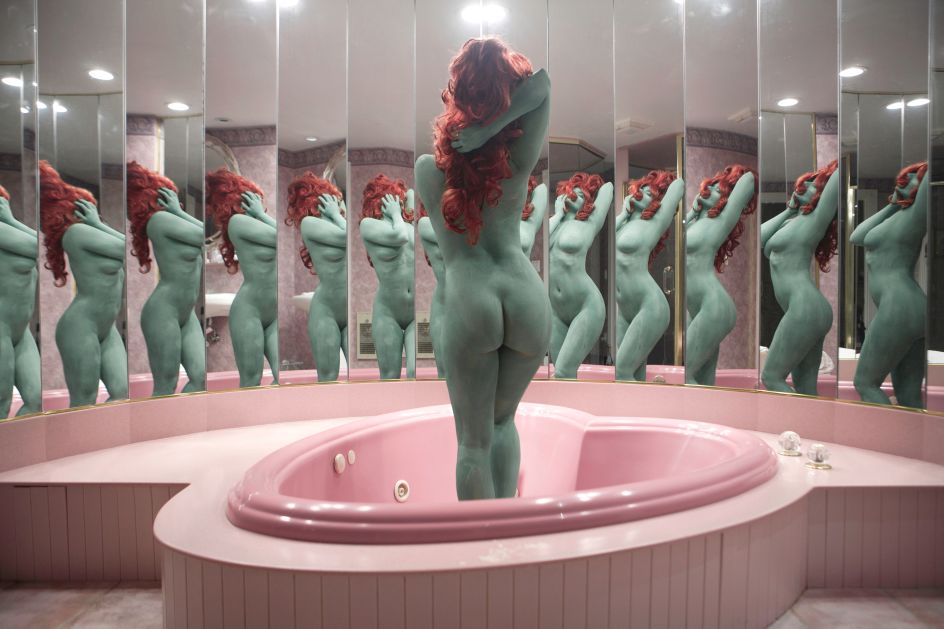 Juno Calypso, The Honeymoon Suite, 2015. © Juno Calypso. Courtesy of the artist