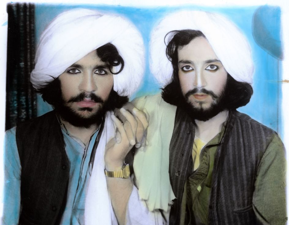 Thomas Dworzak – Taliban portrait. Kandahar, Afghanistan. 2002. © Collection T. Dworzak/Magnum Photos