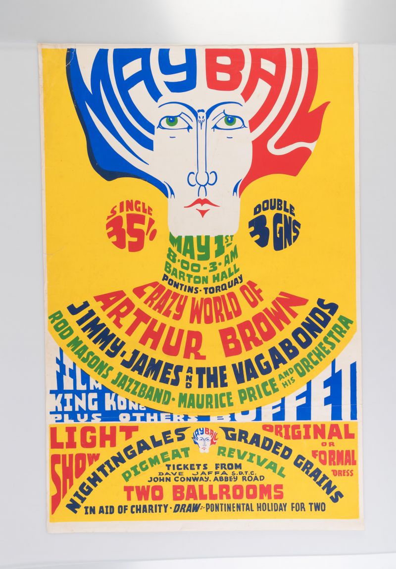 アート・デザイン・音楽 EXHIBITIONS: GRAPHIC MESSAGES New show celebrates the revolutionary graphic design of the 1960s