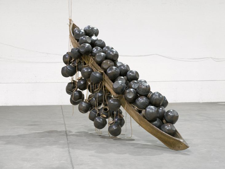  Jal Mein Kumbh, Kumbh Mein Jal Hai (2012) © Subodh Gupta / Hauser & Wirth, photo: Geneviève Hanson. 