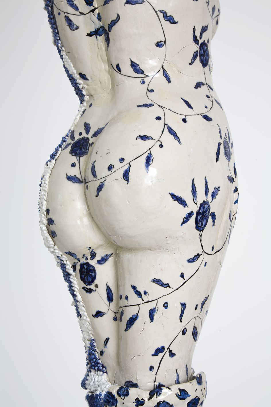 Goose Caryatid by Francesca DiMattio (2019). Image courtesy the artist and Pippy Houldsworth Gallery. Photograph by Karen Pearson.