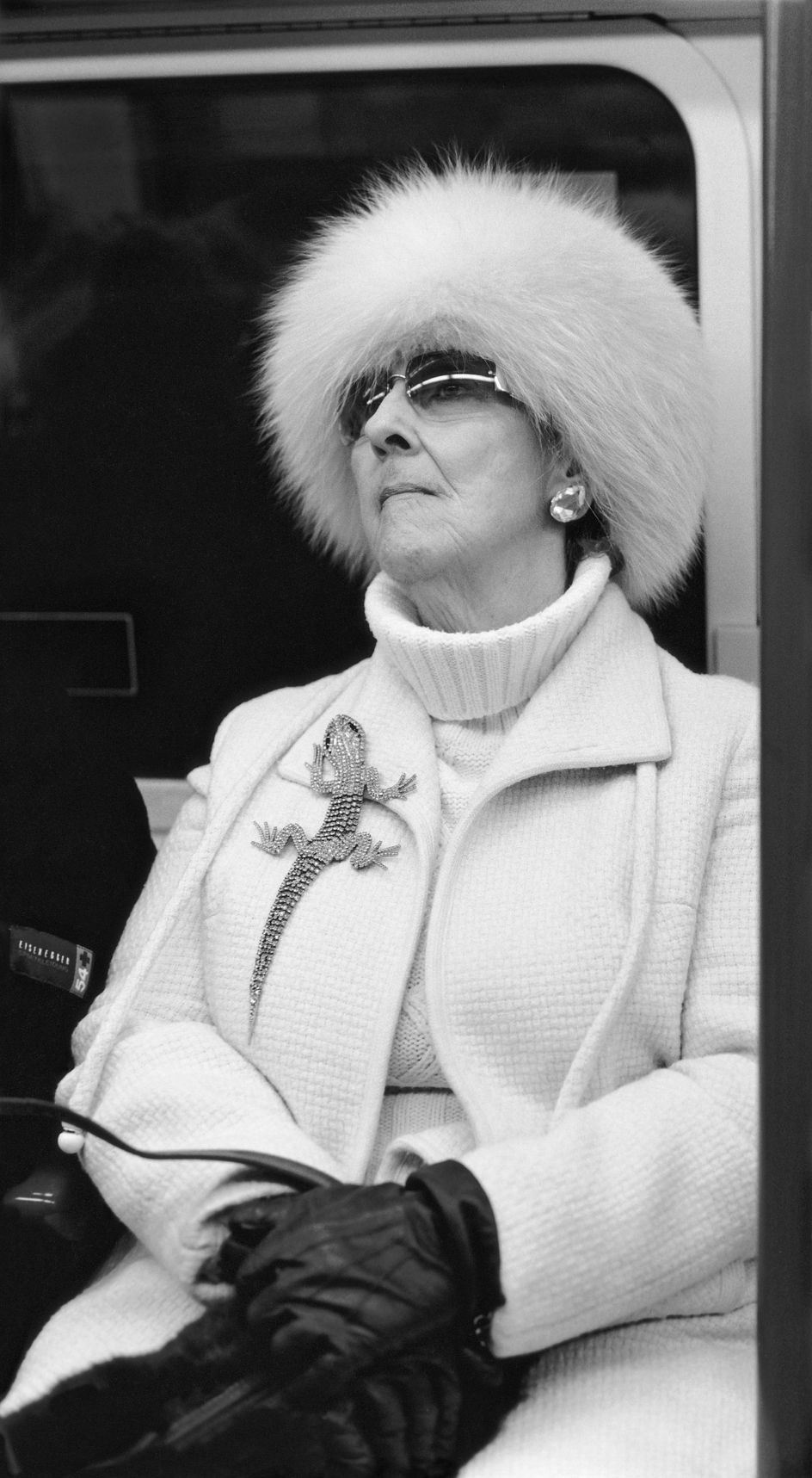 Loredana Nemes, E009 London 01.2005, from the series Under Ground, 2005-2006 © Courtesy: Loredana Nemes