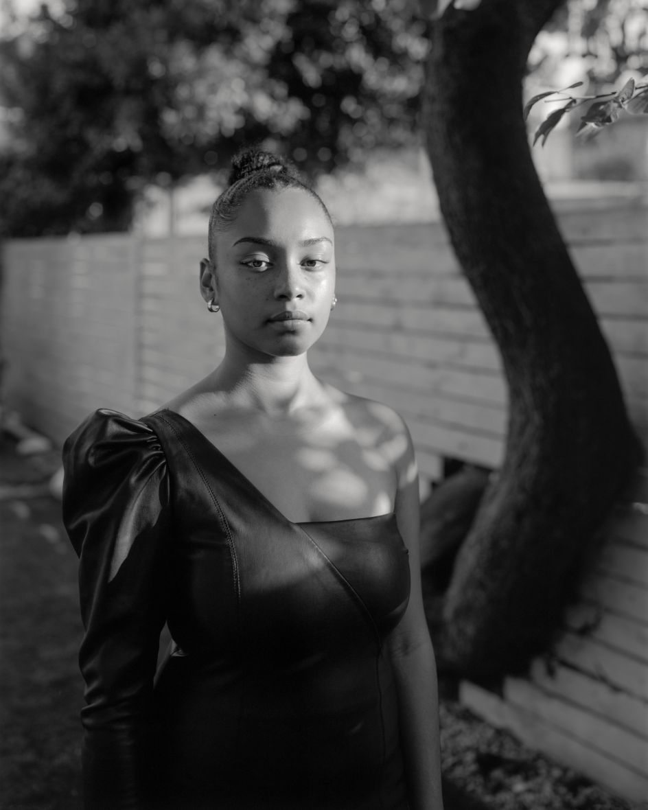 Precious from the series ‘Lost Summer ’( © Alys Tomlinson/HackelBury Fine Art