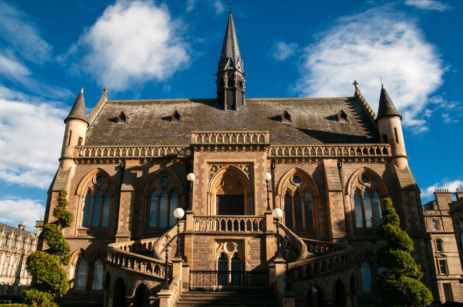 The Macmanus galleries in Dundee, Scotland. Image licensed via Adobe Stock