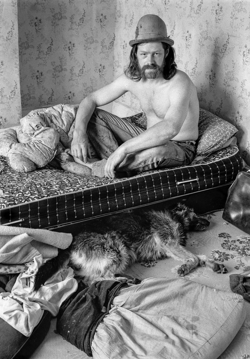 Tosh Parker, Sewardstone Road, 1977 © Joyce Edwards