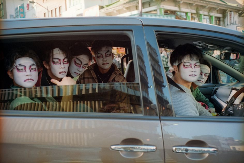 From the series and book, In Color In Japan © Shin Noguchi