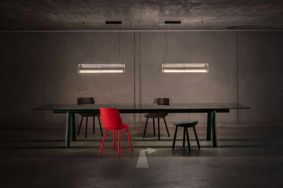 Credit: Stefan Diez. Follow Stefan Diaz on [Instagram](https://www.instagram.com/stefandiez/)