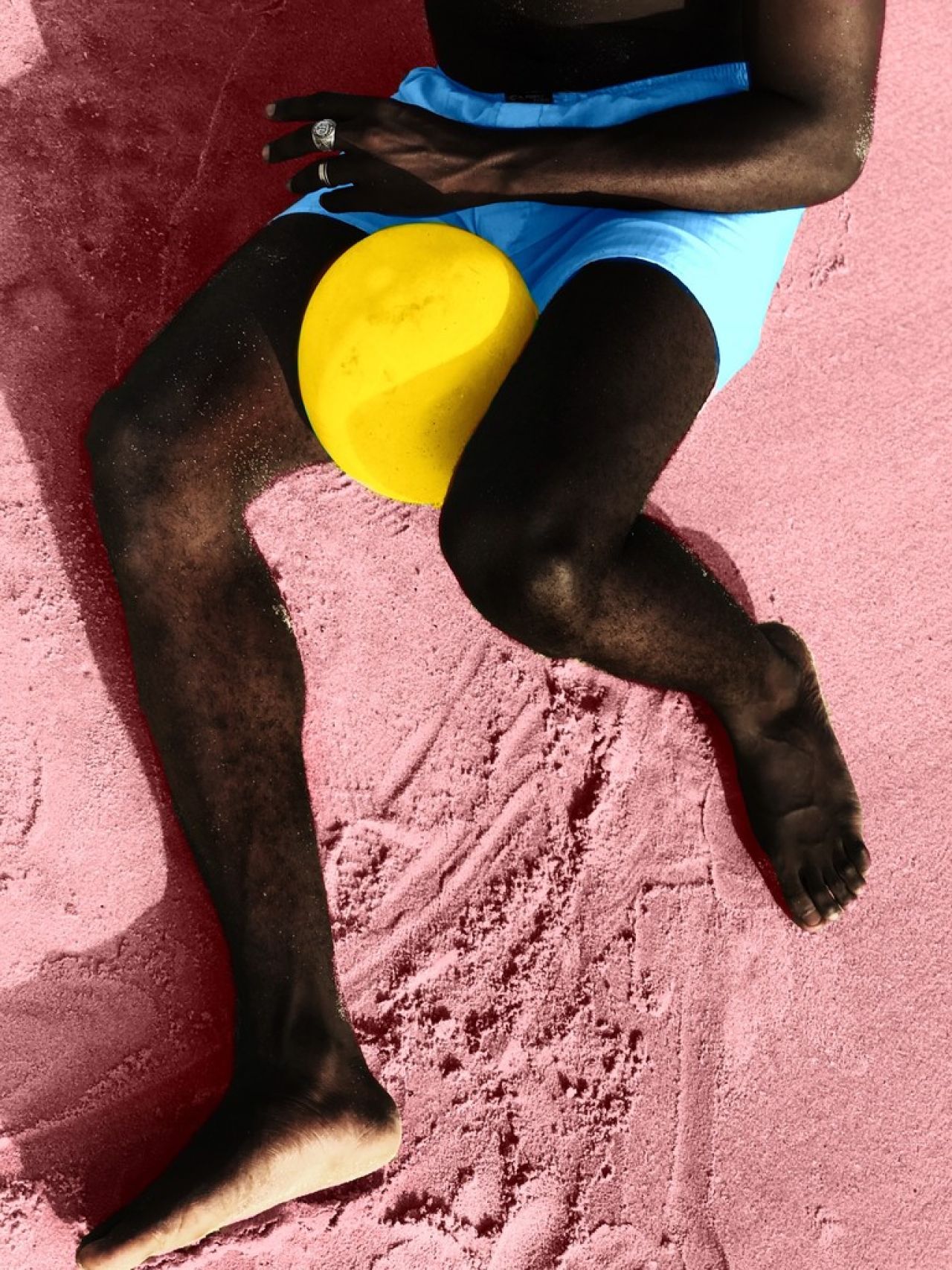 Prince Gyasi, Energy is contagious (2018), photograph. Courtesy of the artist and Nil Gallery