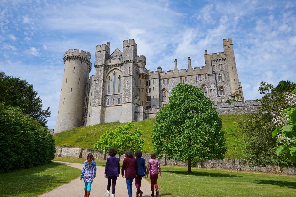 From the series, Season of The Witch © Matt Henry