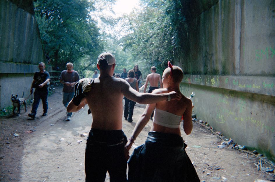 Ben and Nina, Exodus rave, UK 1999 © Seana Gavin