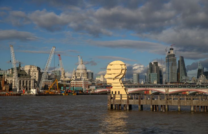 Head Above Water by Steuart Padwick. © Getty Images