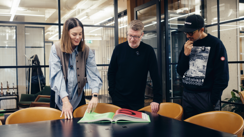 الثقة في زمن عدم اليقين
داخل منهج «اللعب الجاد» لدى ديكسون باكسي