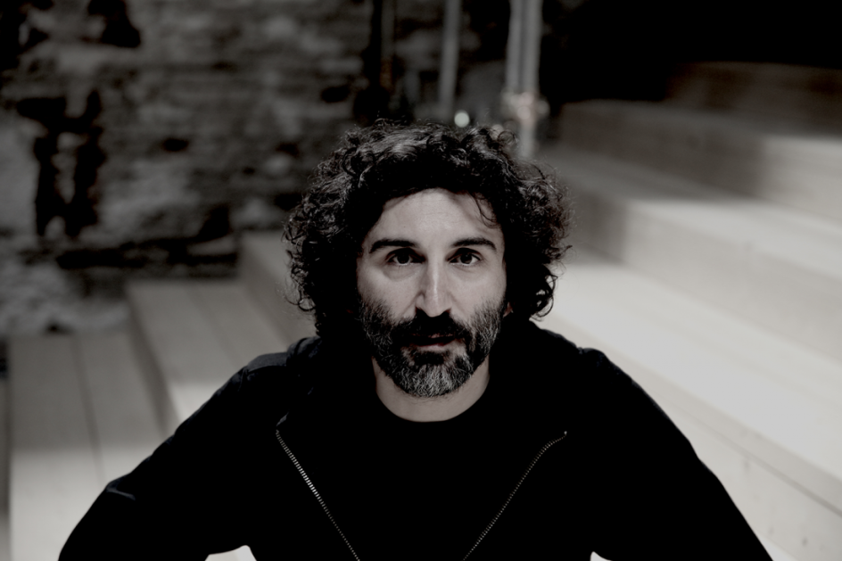 Cevdet Erek press shot, Rachele Maistrello