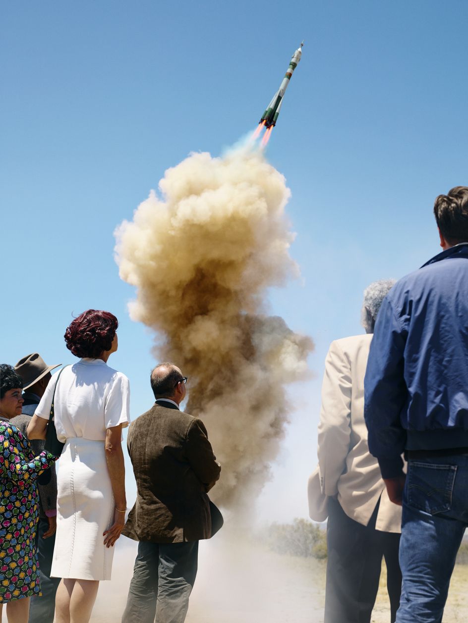Anaheim, 2017 © Alex Prager Studio and Lehmann Maupin, New York and Hong Kong. Courtesy Alex Prager Studio, Lehmann Maupin, New York and Hong Kong.