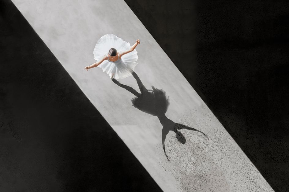 From the series, Ballerina From The Air © Brad Walls