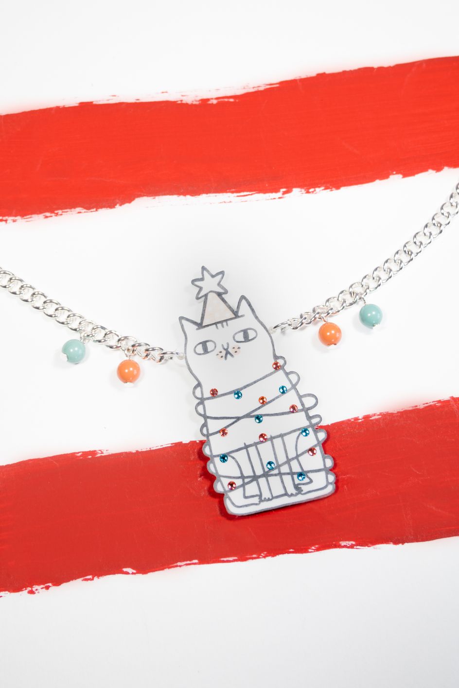 Festive Cat necklace © Gemma Correll X Tatty Devine