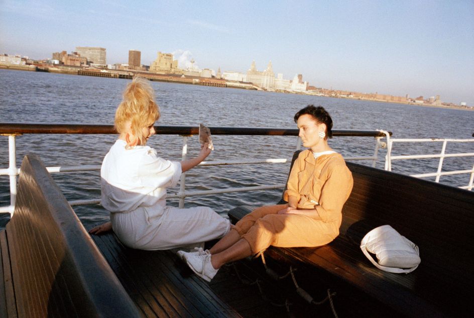 Mirror Mersey, From ‘The Pier Head’ Series, 1989 © Tom Wood