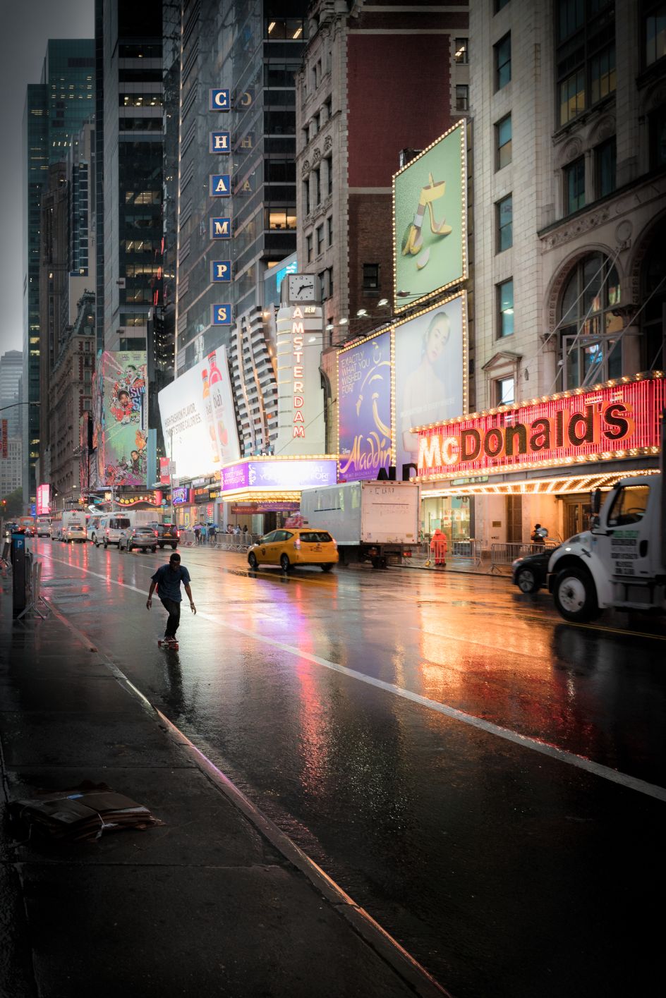 芸術写真 TIMES SQUARE REFLECTION Times Square Reflection, Manhattan, GUILLAUME GAUDET · Art