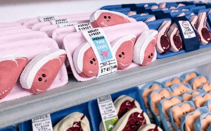 © Lucy Sparrow. All images courtesy of the artists and Modern Panic. Via CB submission