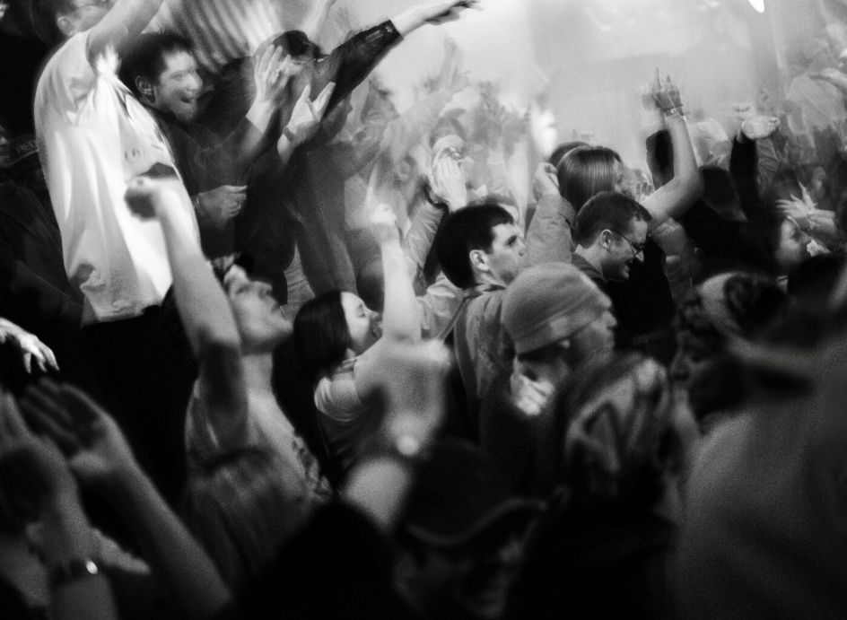 Hacienda, on set 24 Hour Party © Amelia TroubridgePeople