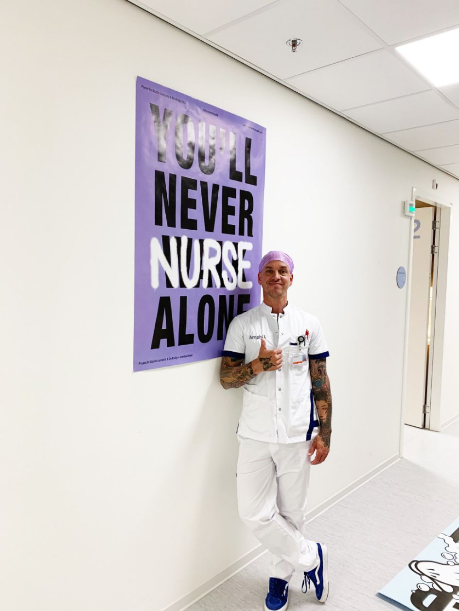 SSSS poster by Studio Lennarts en de Bruijn (NL) in Amphia hospital Breda with nurse Ruben van Schaik