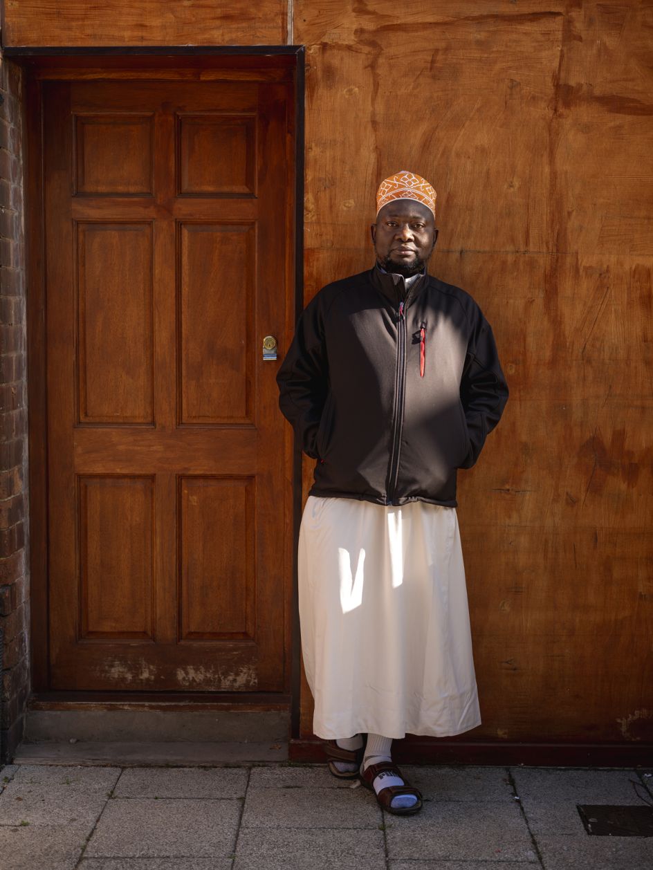 Looking for Sandwell © Niall McDiarmid