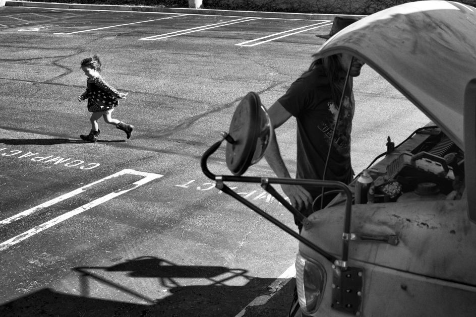 All images are copyright Dotan Saguy from the book Nowhere to Go but Everywhere published by Kehrer Verlag