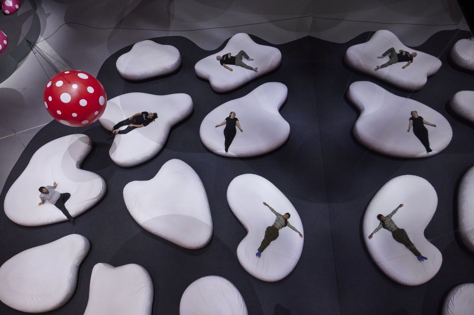 Clouds, 2023 Installation view from Manchester International Festival 2023 exhibition ‘Yayoi  Kusama_ You, Me and the Balloons’ at Aviva Studios.  Images © David Levene