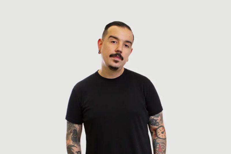 من الرموز إلى الأنظمة
تصميم علامات تجارية تصمد أمام الضغوط