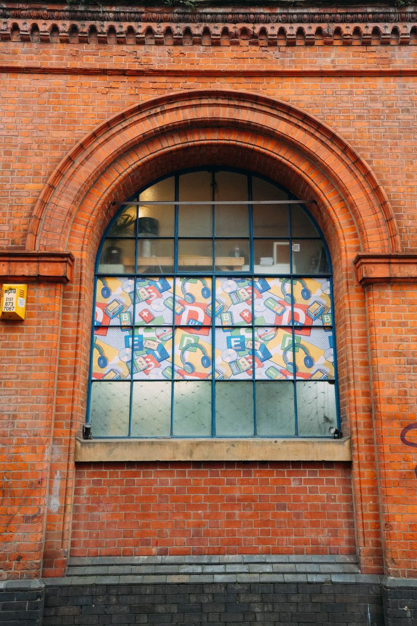 [himHallows](https://www.himhallows.co.uk/)