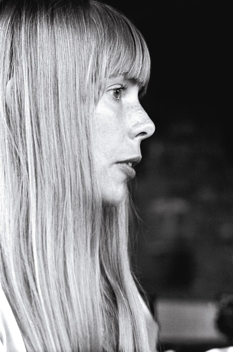 Joni Mitchell at her Laurel Canyon home, 1968 | Image credit: Joni Mitchell, Baron Wolman / © Iconic Images, 1968