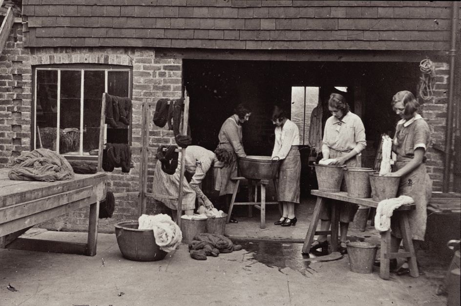 Ethel Mairet's workgirls. Courtesy Crafts Study Centre, University for the Creative Arts