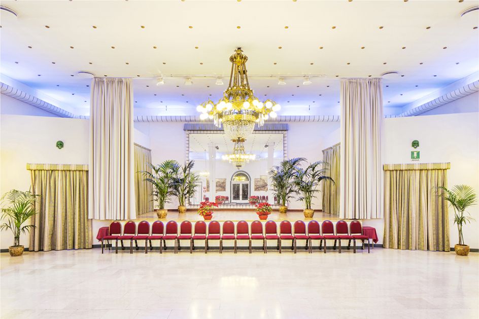 Clubs in Italy by Massimo Siragusa, Agenzia Fotogiornalistica Contrasto Galleria del Cembalo, Italy, Shortlist, Architecture, Professional, 2015 Sony World Photography Awards