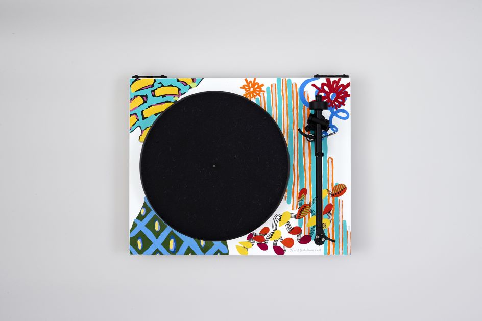 Hsiao-Chi Tsai & Kimiya Yoshikawa