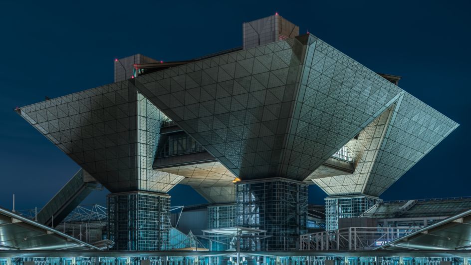 Tyrell Corp Side © Tom Blachford