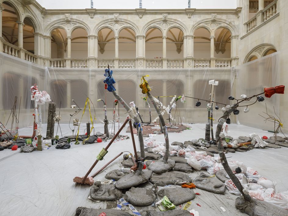 Courtesy the artist, Michael Dean, Herald St, London, Supportico Lopez, Berlin and Mendes Wood, São Paulo. Photo Henning Rogge