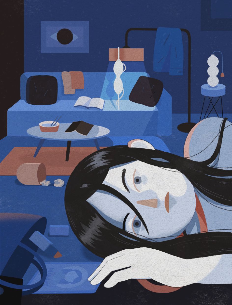 Zoe urges aspiring artists not to follow what's popular and instead develop their own style