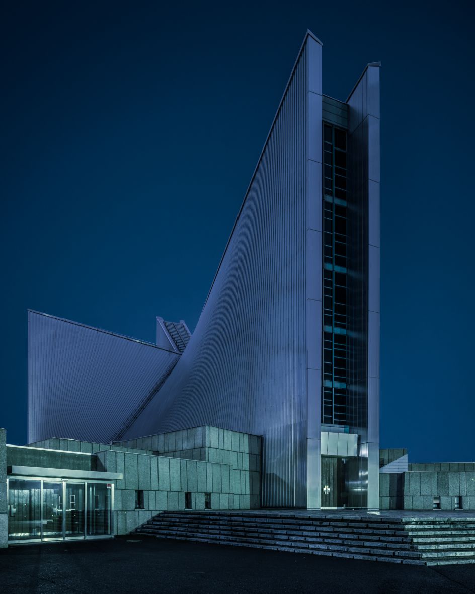 St Mary © Tom Blachford