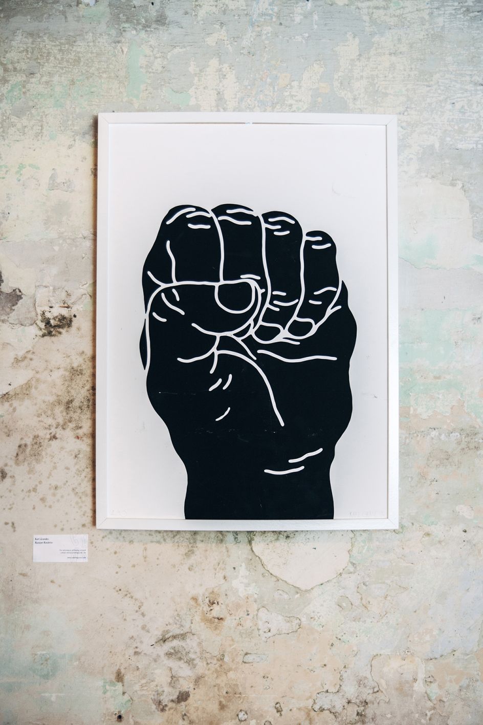 Karl Grandin, Russian Roulette at the Beer Culture Exhibition. Photo © Sergio Ävila