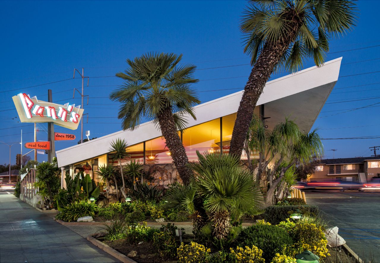 Pann's Coffee Shop © Ashok Sinha