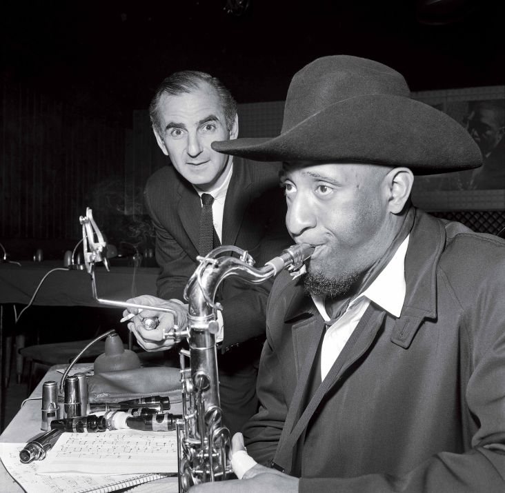 Ronnie Scott and Sonny Rollins having a tune up © Freddy Warren. All images courtesy of Reel Art Press. Via submission
