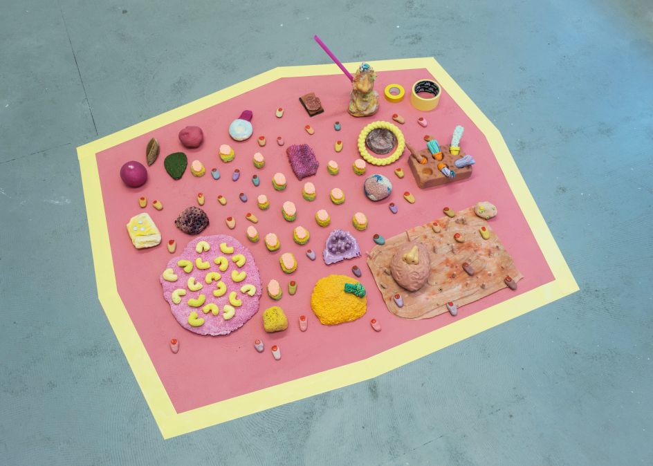 'DOZEN' – Alessandro Di Massimo, MELON Slice 5, Fiona Beveridge, 2017