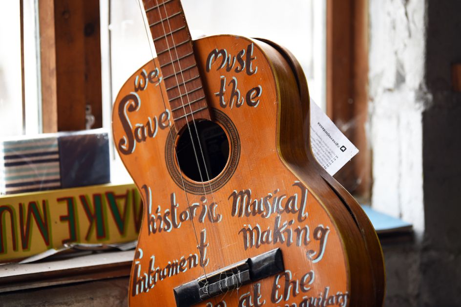 Bob and Roberta Smith, photo by John Millar