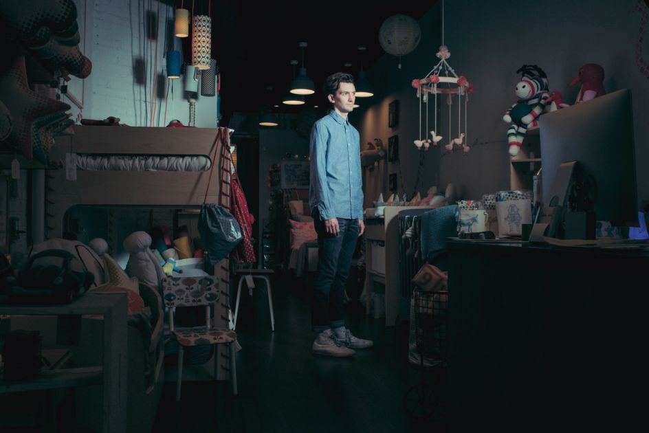 Drew Scott Alexander, actor & salespeople in a children's furniture store