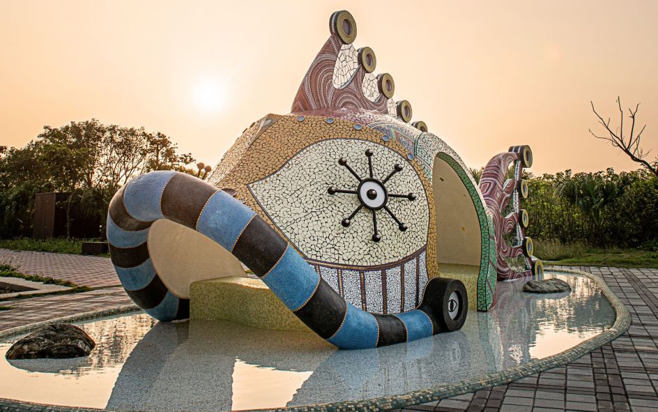 Crown of the Sea General Installation Art by Yu Liang Chen. Bronze A' Design Award Winner in the Arts, Crafts and Ready-Made Design Category, 2019-2020.